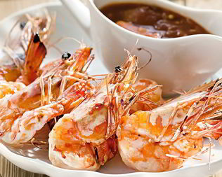 Креветки по-креольски и соус барбекю с бурбоном