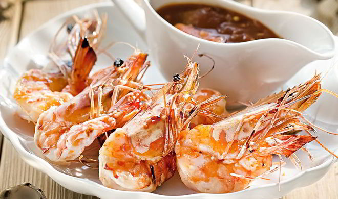 Креветки по-креольски и соус барбекю с бурбоном