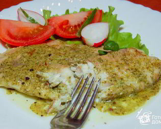 Рыба с соусом Песто