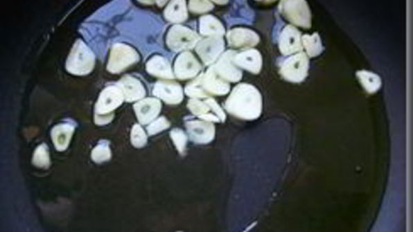 томатный соус с тунцом для спагетти