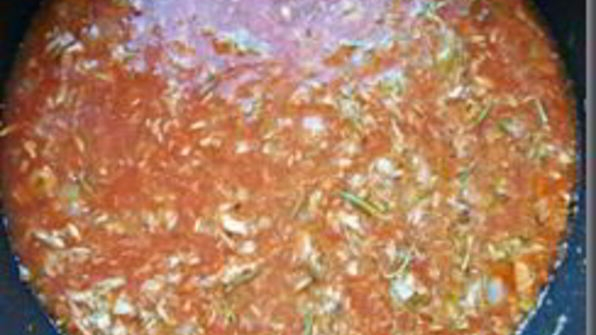 томатный соус с тунцом для спагетти