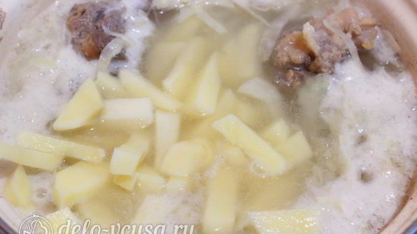 борщ с бараниной