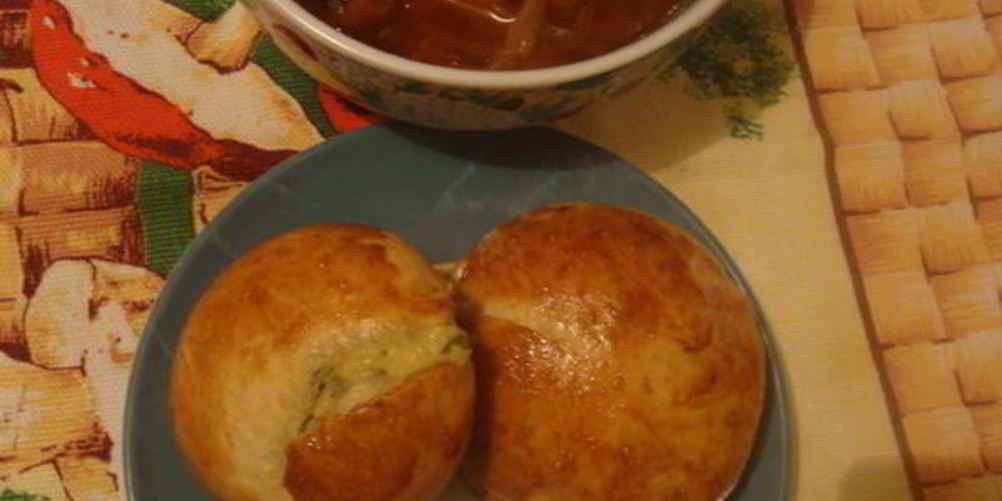 Рецепт борща с чесночными булочками