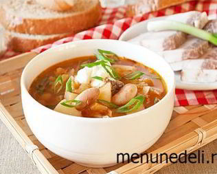 Борщ с фасолью