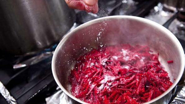 борщ с копченостями