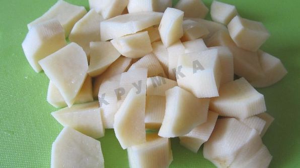 борщ сибирский с фрикадельками и томатной пастой