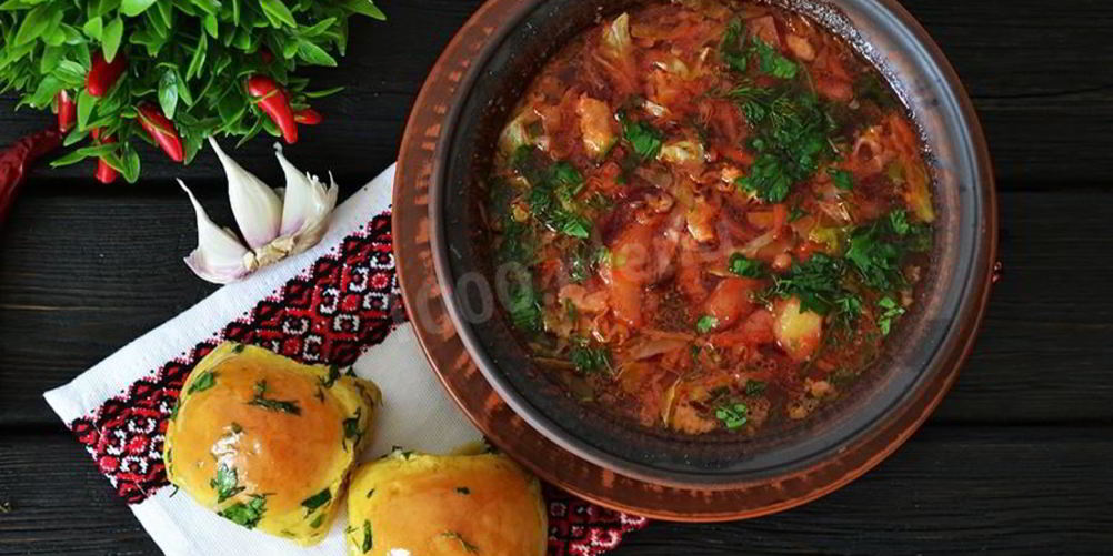 Рецепт классического борща со свеклой и курицей на томатном соке