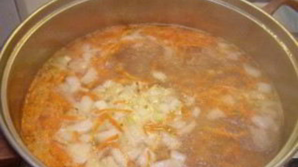 красный борщ постный