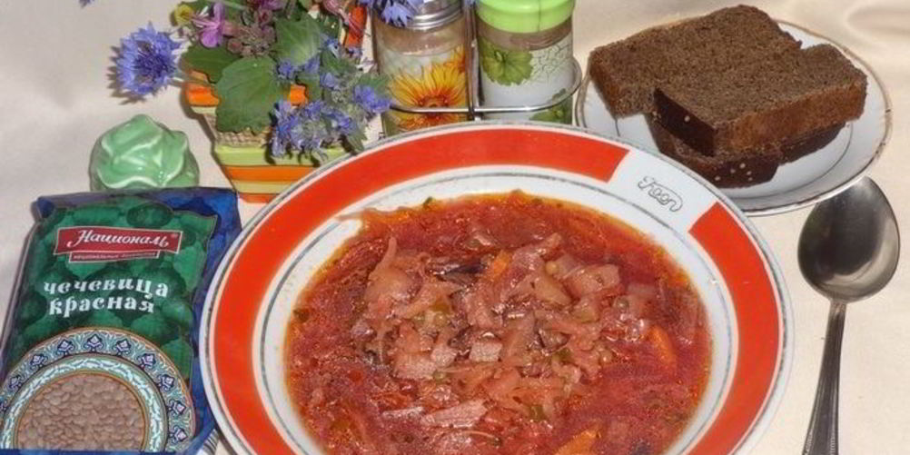 Рецепт постного борща с чечевицей и черносливом
