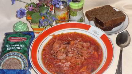 Постный борщ с чечевицей и черносливом