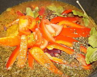 Пряный борщ из баранины