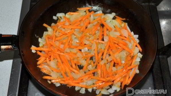 бульон с домашней лапшой