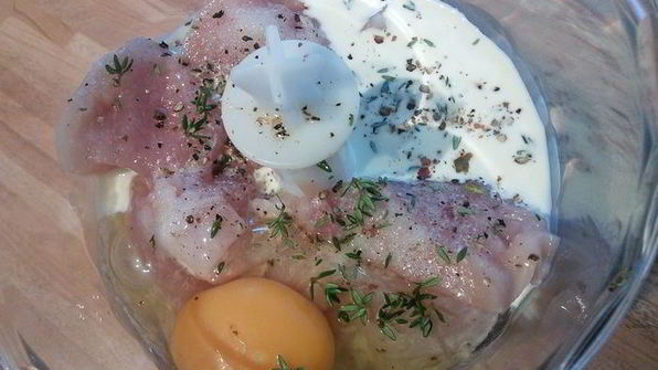 бульон с овощами и куриными клесами