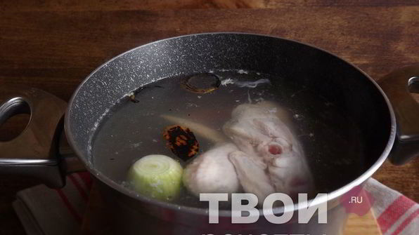 бульон с яйцом