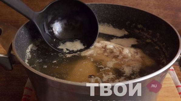 бульон с яйцом