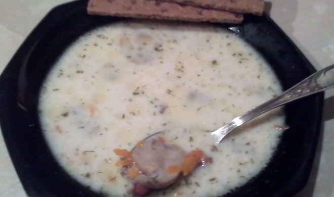 Куриный бульон с грибами и плавленным сырком