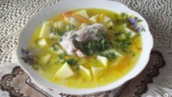 суп на говяжьем бульоне