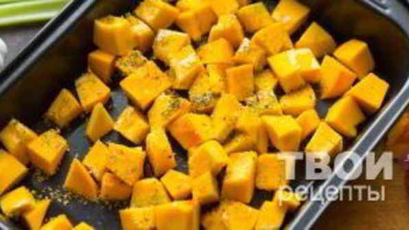 тыквенный суп с бульоном и крупами