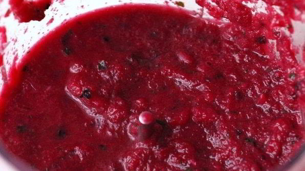 свекольно-ягодный гаспачо