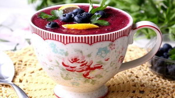 свекольно-ягодный гаспачо