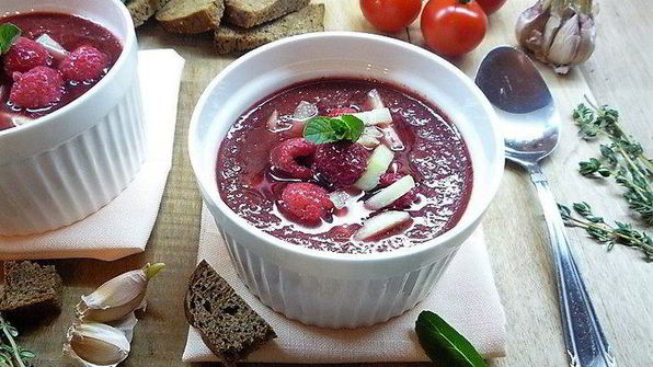 вишнево-малиновый гаспачо