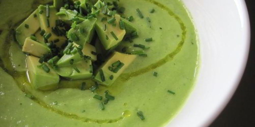 Рецепт зеленого гаспачо для сыроедов