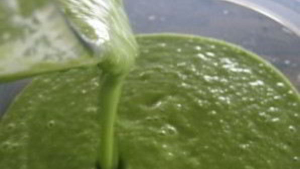 зеленый гаспачо для сыроедов