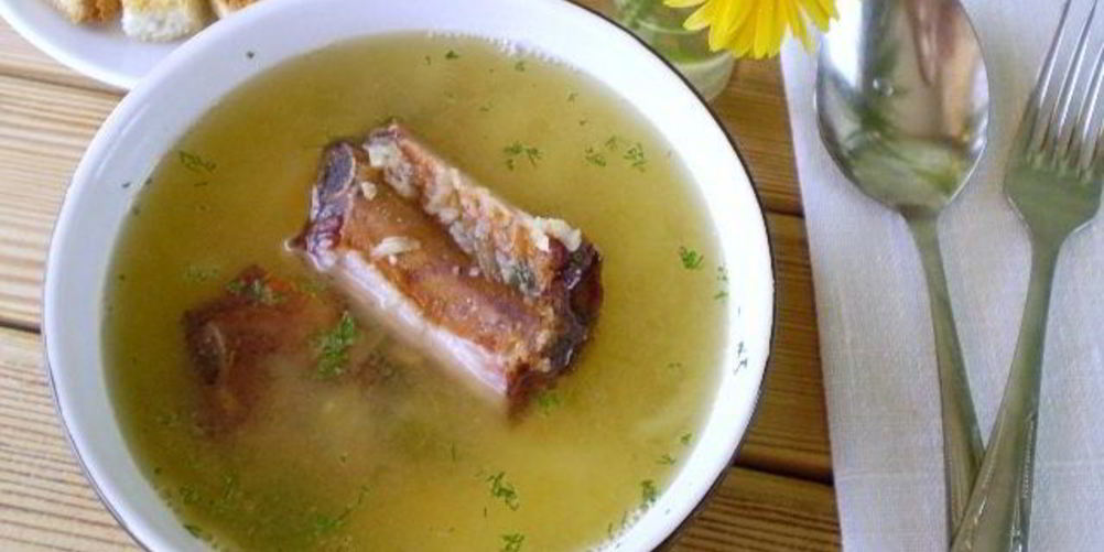 Рецепт горохового супа с копченостями в мультиварке