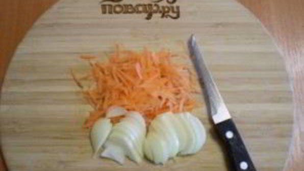 гороховый суп с копченостями в мультиварке