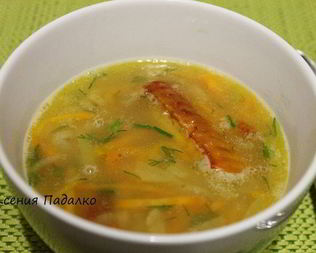 Гороховый суп с копчеными крылышками