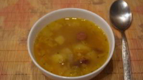 гороховый суп с охотничими колбасками