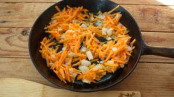 суп гороховый с гренками