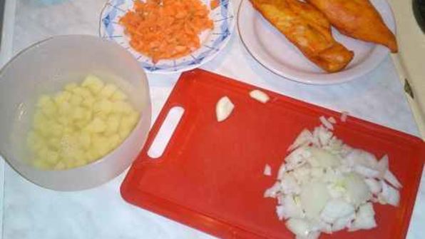 суп гороховый с копченостями