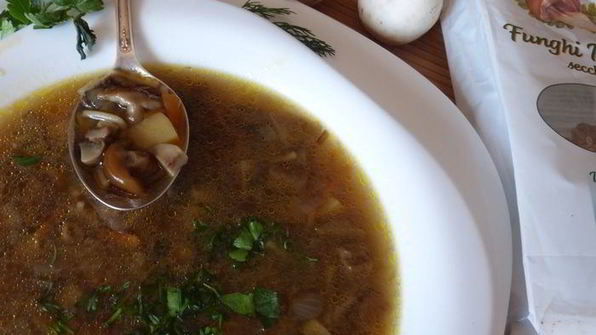 грибной суп из трех видов грибов