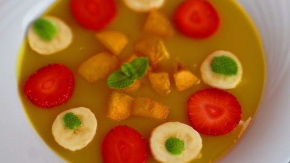 фруктово-ягодный холодный суп