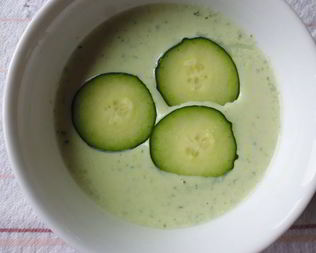 Холодник из огурцов