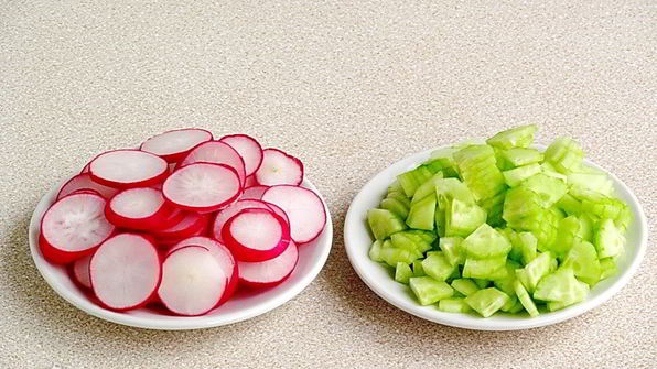 холодник со щавелем