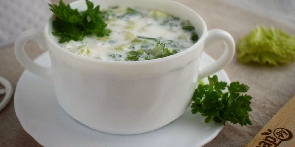 Рецепт холодного супа из кефира с огурцами и зеленью