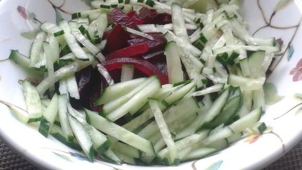 холодный суп на свекольном квасе