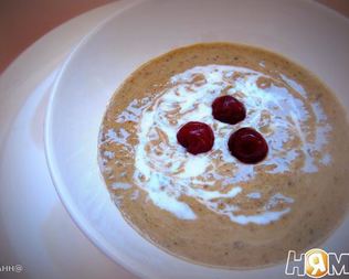 Холодный суп-пюре с черносливом и отрубями