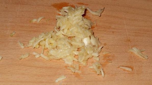 зеленый холодный суп на кефире таратор