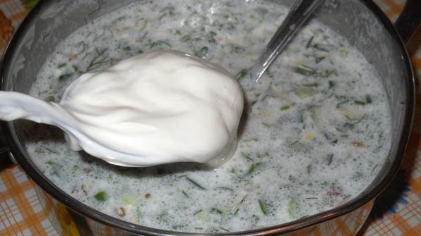 зеленый холодный суп на кефире таратор