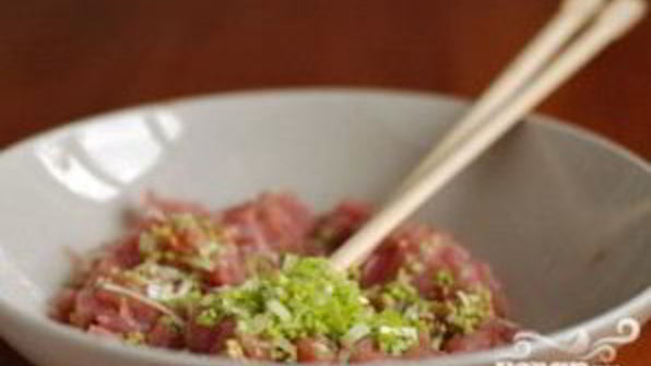 китайский суп с фрикадельками из мяса и рыбы