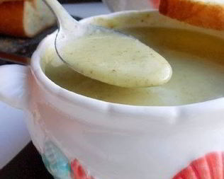 Крем-суп из брокколи и картофеля