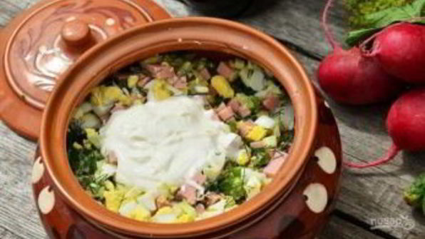 окрошка классическая с колбасой на квасе