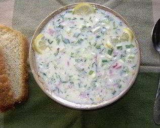 Окрошка на кефире овощная