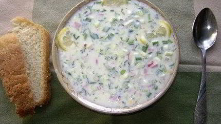 Окрошка на кефире овощная