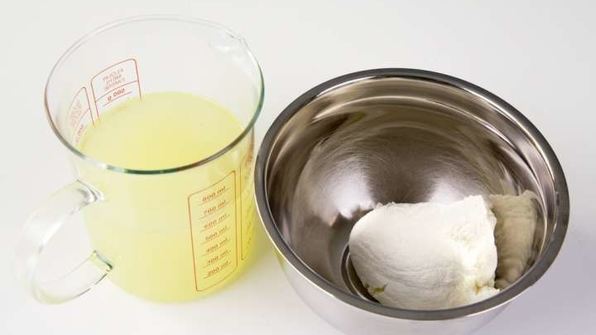 окрошка на сыворотке с колбасой