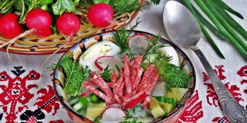Рецепт окрошки с салями на йогурте