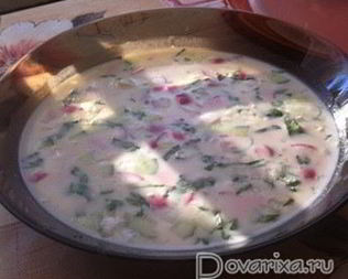 Окрошка с сельдереем на кефире